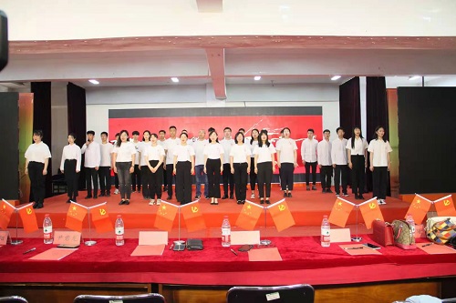 师生共唱.jpg